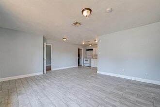 Building Photo - 5859 Westover St