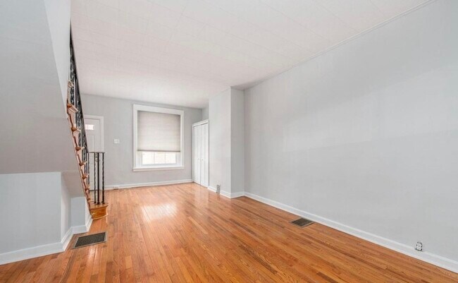 Foto del edificio - 2649 S Bouvier St