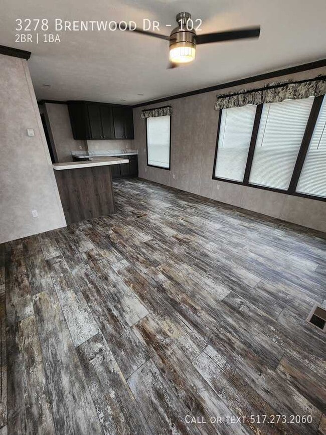 Building Photo - 3278 Brentwood Dr
