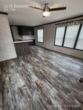 Building Photo - 3278 Brentwood Dr