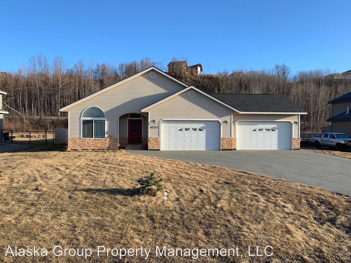 Primary Photo - 3 br, 2 bath House - 5771 E Fetlock Dr