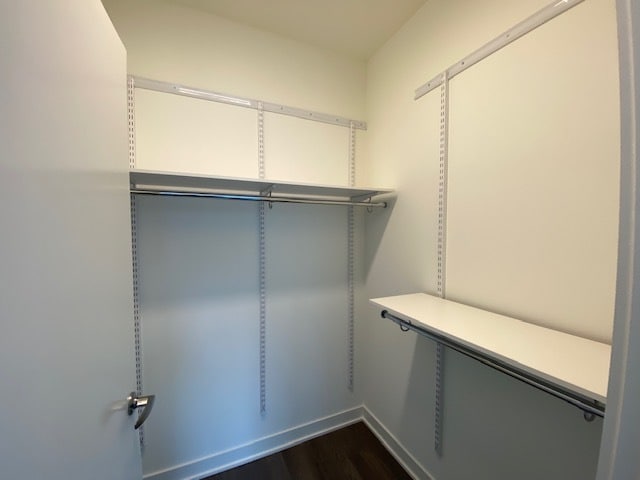 Building Photo - 455 N Park Dr