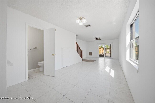 Foto del edificio - 300 Canaveral Beach Blvd