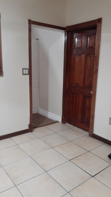 Foto del edificio - 907 Fruit Ave