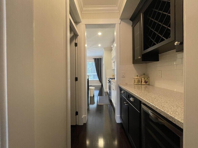 Building Photo - 16316-1626A 26a Ave