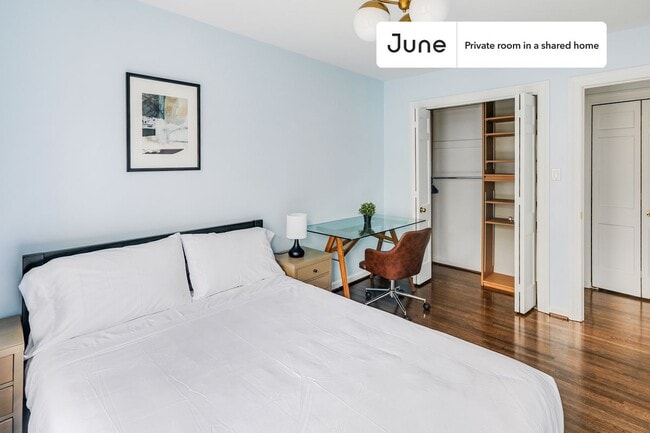 Foto del edificio - Room in Shared 7 bed/3.5 bath home