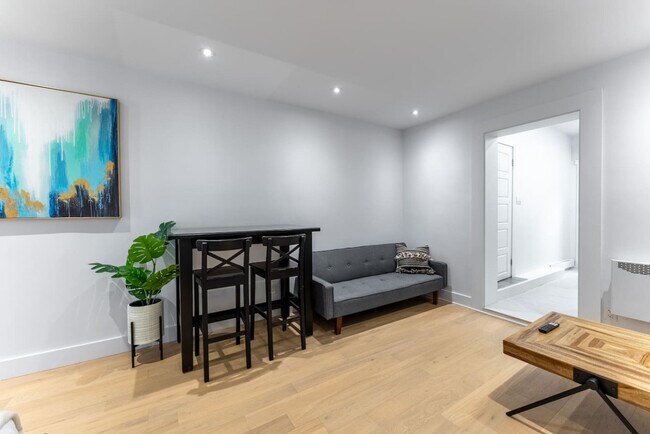 Photo du bâtiment - 8821 Rue Lajeunesse