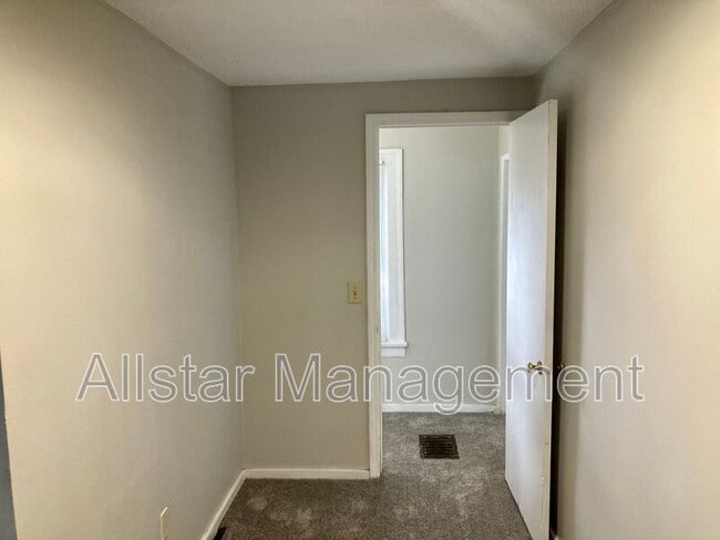 Foto del edificio - 1121-1125 West Ave