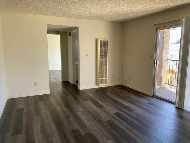 Foto del edificio - 584 W 17th St