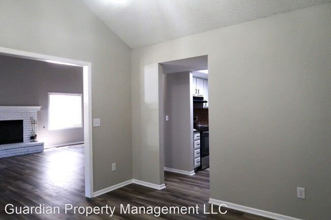 Foto del edificio - 4 br, 3 bath House - 8521 E Marion