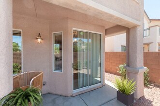 Building Photo - 10548 Laurelwood Lake Ave