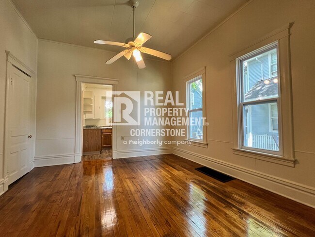 Foto del edificio - 1116-1118 Forbes St