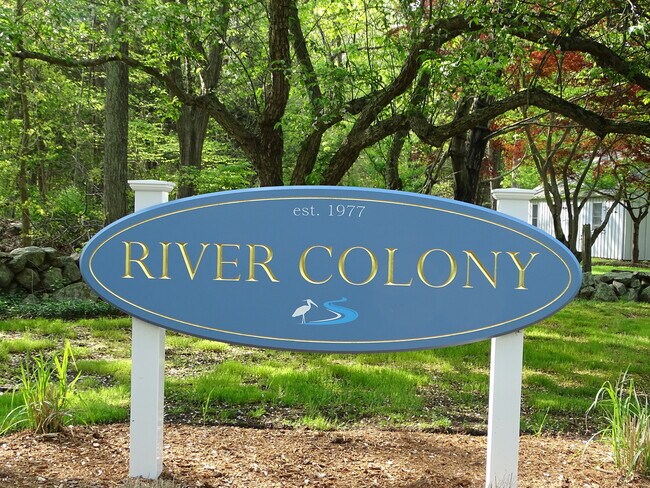 Building Photo - 41 River Colony