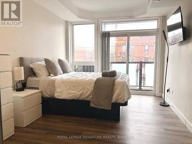 Photo du bâtiment - 335 College St