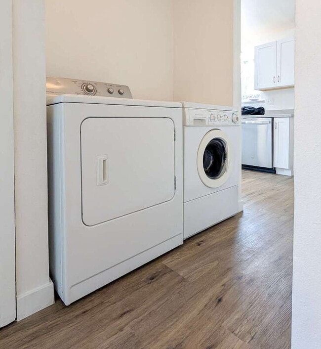 Foto del edificio - 8026 51st Ave NE