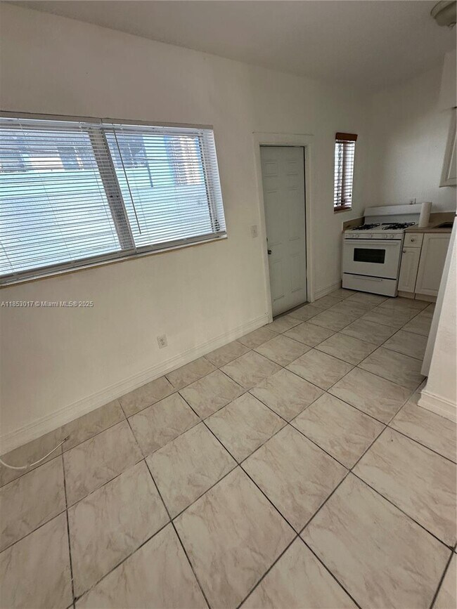 Foto del edificio - 350 75th St