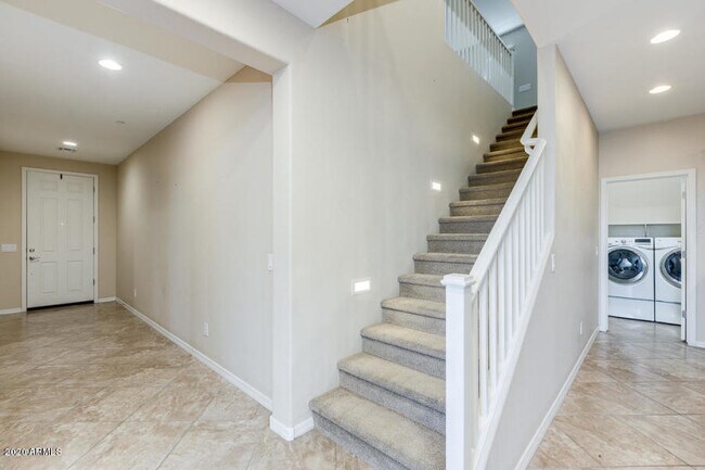 Foto del edificio - 4770 E Tierra Buena Ln