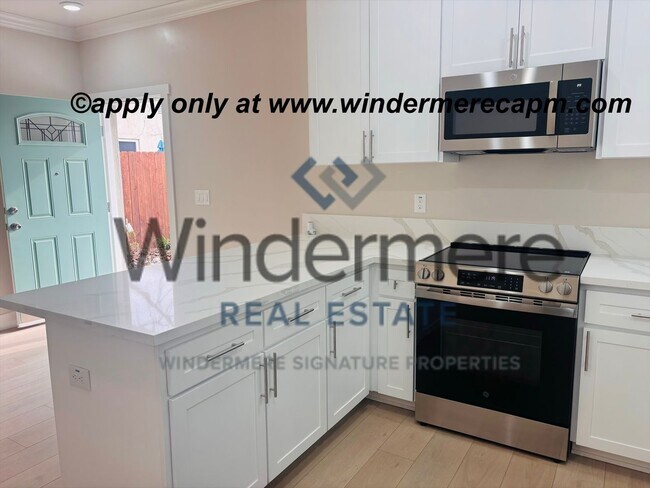 Foto del edificio - BRAND NEW Upstairs 2-Bedroom ADU with Private Entry!  HALF OFF 1ST MONTH'S RENT!!
