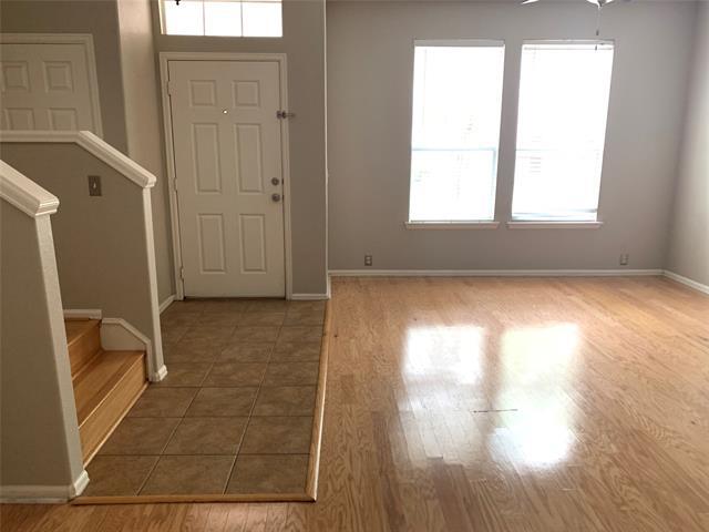 Foto del edificio - 417 Legends Dr