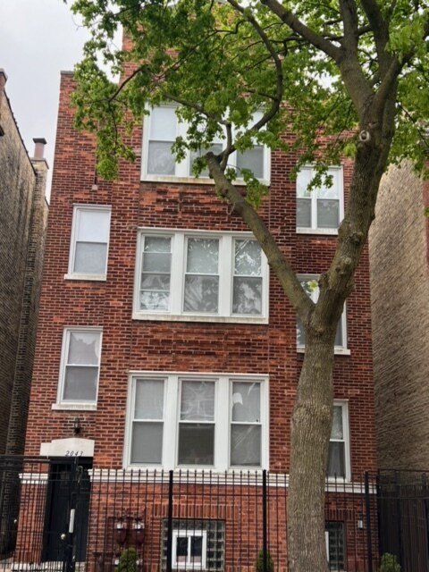 Building Photo - 2043 W Birchwood Ave