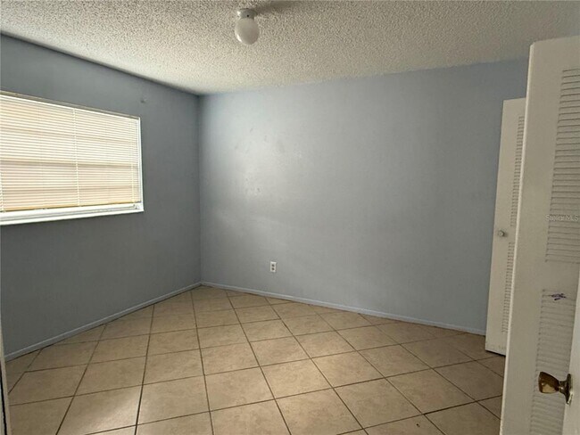 Building Photo - 708 Michigan Ct