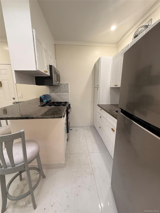 Building Photo - 145-09 Rockaway Blvd