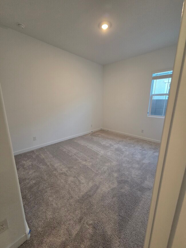 Foto del edificio - 23039 E Roundup Way