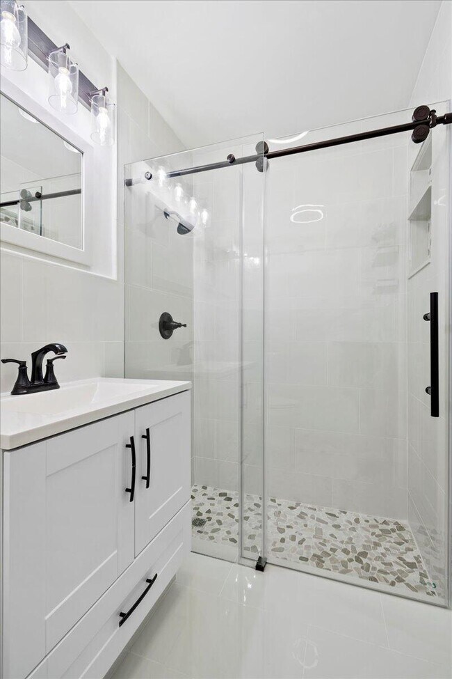 Foto del edificio - 11647 62nd Ln N