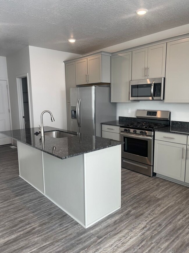 Foto del edificio - Beautiful Saratoga Springs Townhome for rent!