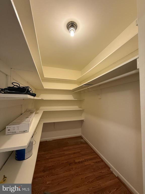 Building Photo - 5565 Columbia Pike