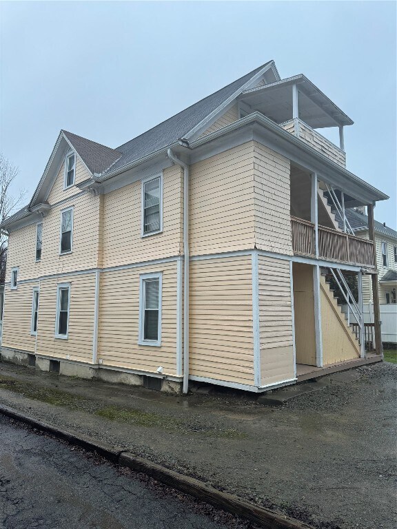 Building Photo - 9 Minden Ave