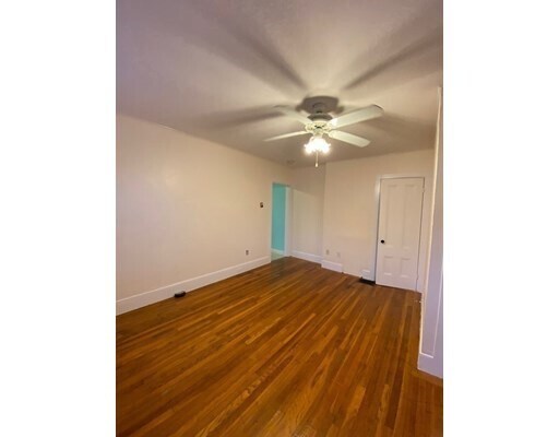 Building Photo - 138 Elm St