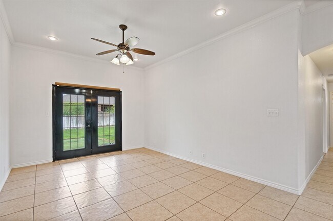 Foto del edificio - 221 Running Bear Trail