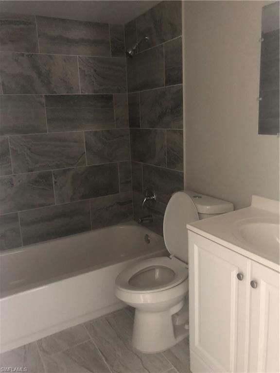 Foto del edificio - 13923-13925 First St - Duplex