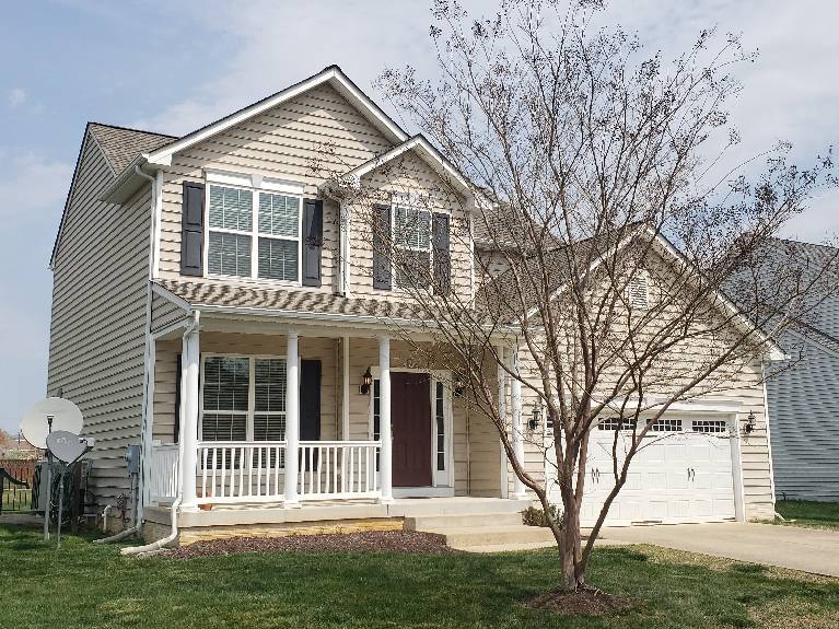 Primary Photo - Charming 3BR, 2.5 BA in Great Location