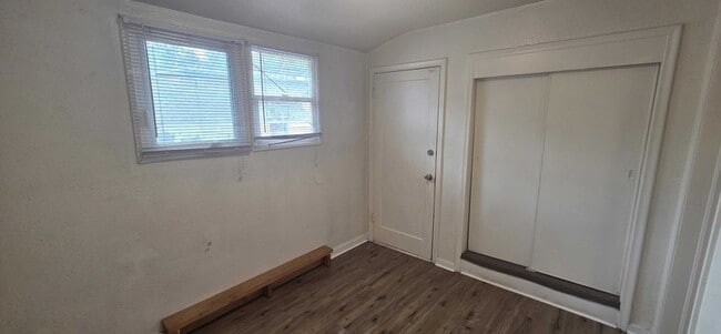 Photo - 225 East Kensington Ave, #1 House