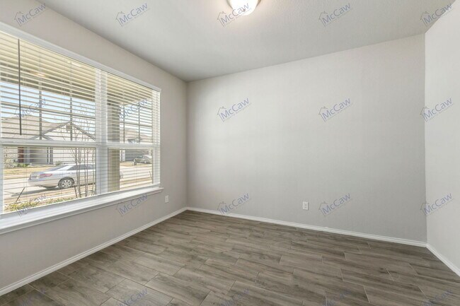 Building Photo - 5933 Hopkins Dr