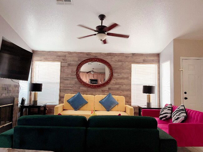 Foto del edificio - 8000 Celebreeze Ct