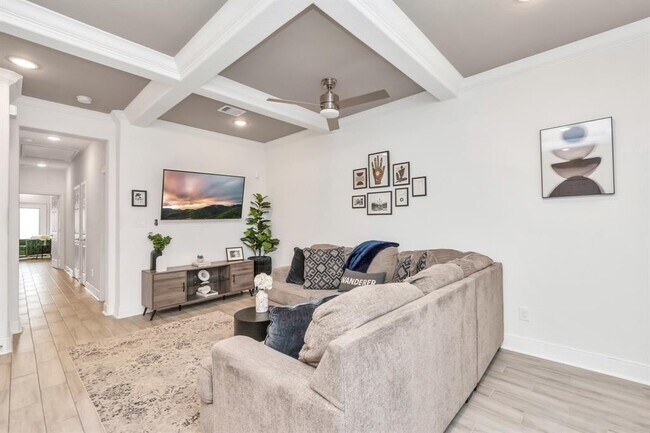 Building Photo - 4506 Aledo St