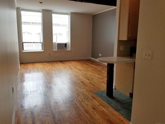 Foto del edificio - 94 Washington St