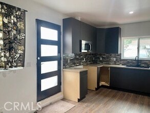 Building Photo - 1713 E Almanac Dr