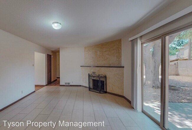 Foto del edificio - 3 br, 1.5 bath House - 9719 Aztec NE
