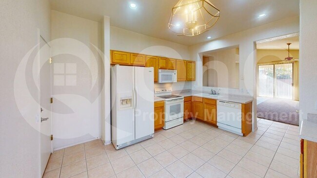 Foto del edificio - 9413 N Desert Mist Ln
