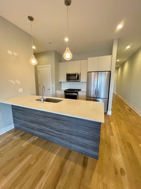 Foto del edificio - 4555 N Ravenswood Ave
