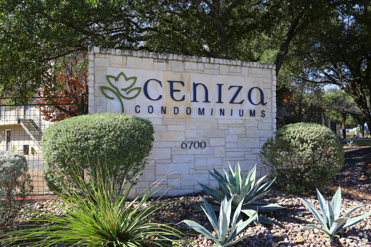 Building Photo - Ceniza Condominiums