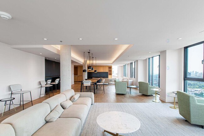 Photo du bâtiment - 1150 Bd René-Lévesque E