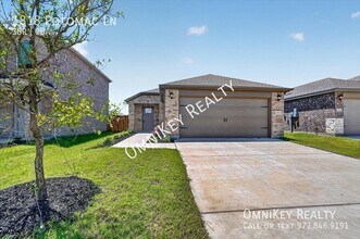 Building Photo - 1818 Potomac Ln