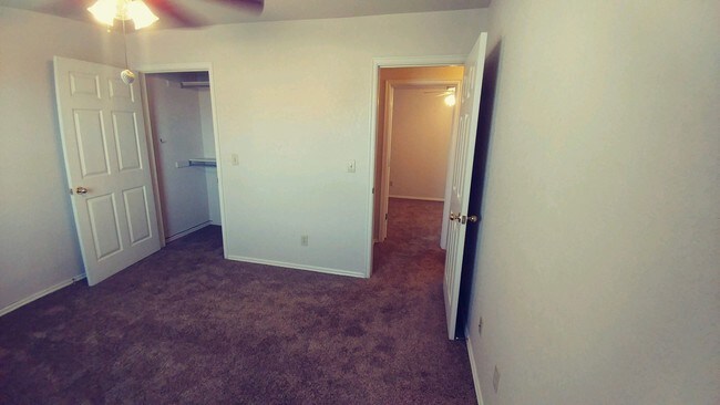 Building Photo - 3223 Barley Ct