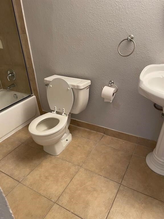 Building Photo - 2820 S Bartell Dr