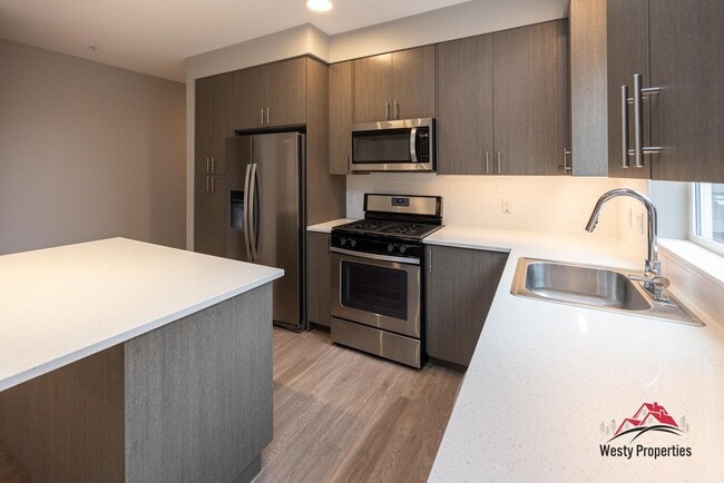 Photo - 110 N Blandena St Apartment